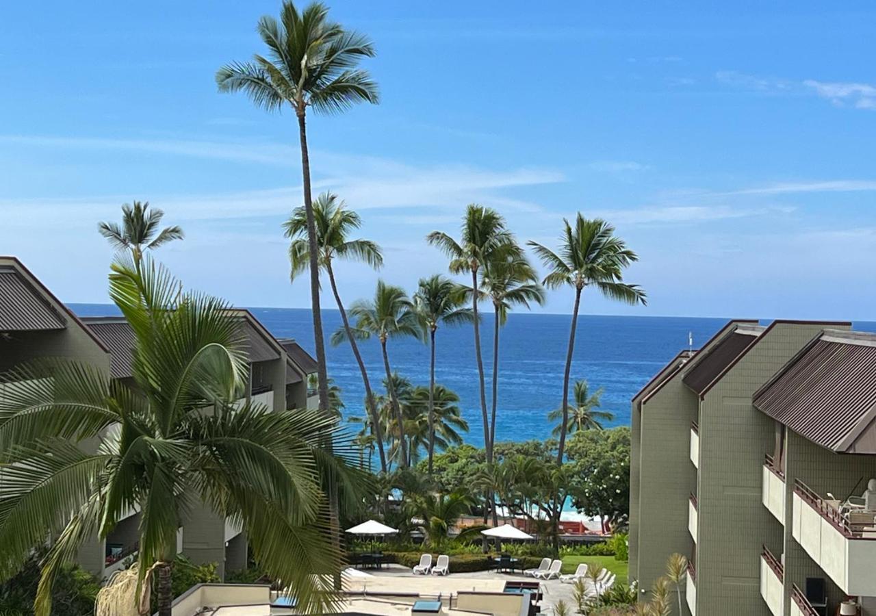 Kona Magic Ali'I - Top Floor Views, Pool, Beach, Sunsets Kailua-Kona Eksteriør billede
